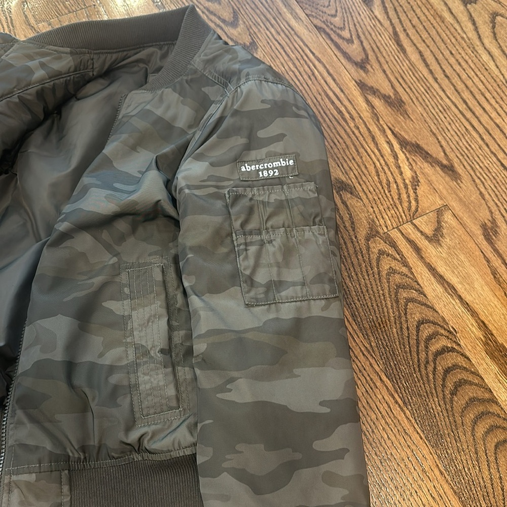 Boys jacket - Picture 3 of 3